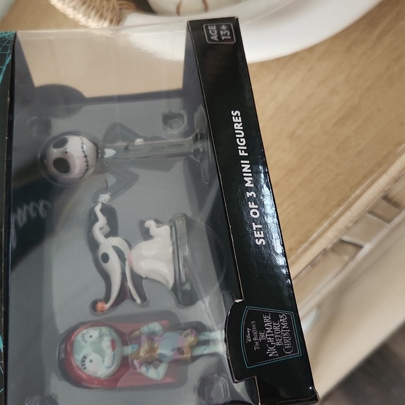 Disney The Nightmare Before Christmas Mini Figures Set - Picture 4 of 4